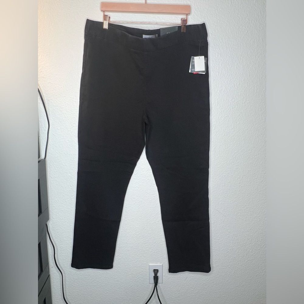 Kasper work to weekend pants size 18
